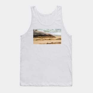 Eepo, Ilio holo I ka Tank Top